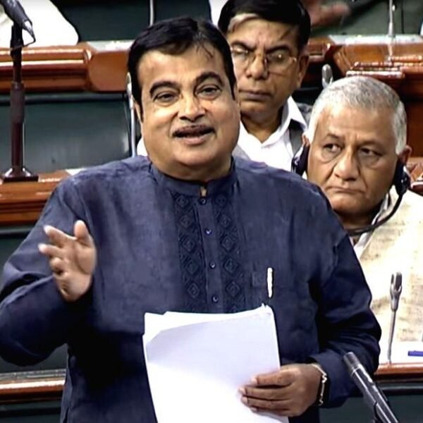 Road Fatalities on National Highways Decline 4% in 2025, Overall Accidents Continue to Rise: Gadkari