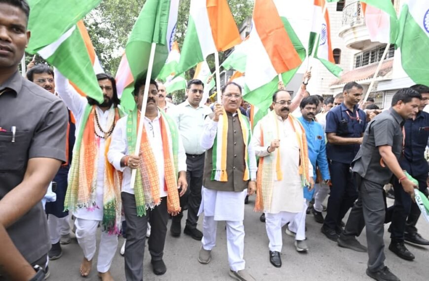 CM Vishnu Deo Sai Leads Tiranga Yatra as Raipur Rallies Around the Tricolour