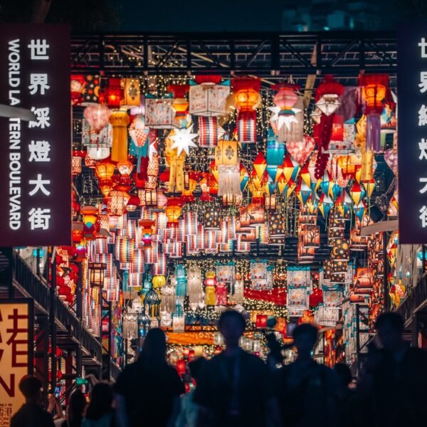 HKTB Launches First-Ever "International Lantern Spectacular" at Victoria Park