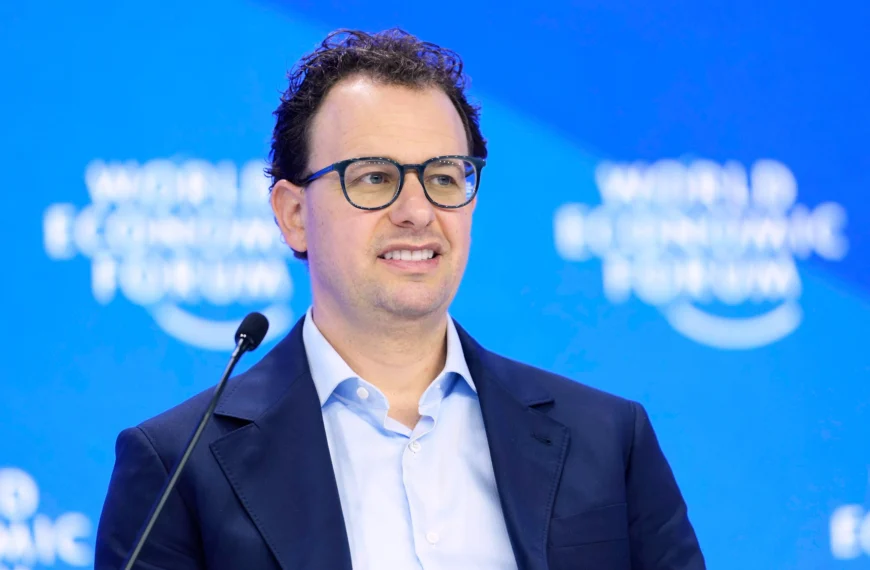 Anthropic CEO Amodei Urges Slower AI Development over Safety Risks