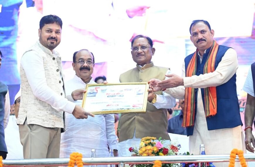 LIVE: Over 1,000 Women Donate Blood in Raipur, Initiative Enters Golden Book of World Records