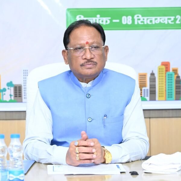 CM Sai Pushes Faster Urban Development, Sets Deadline for 240 E-Buses in Four Chhattisgarh Cities