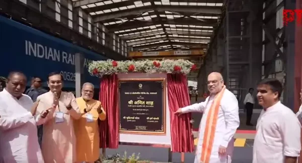 Shah Flags Off India’s First LNG Train