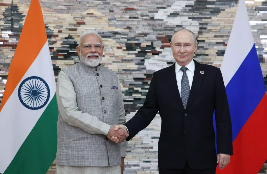 Modi Tells Putin ‘Every Day of War Sets Humanity Back’, Calls for End to Ukraine Conflict
