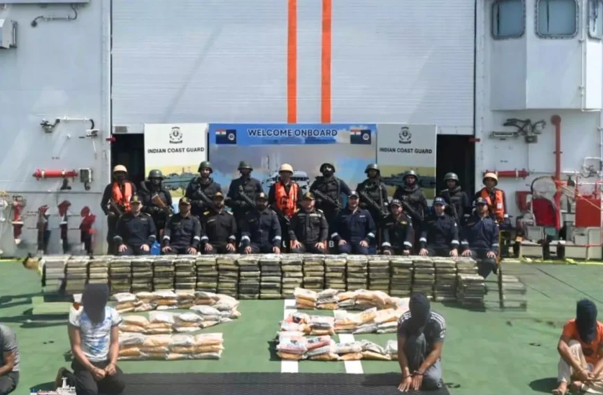 Coast Guard Seizes 526 Kg Narcotics Worth Over ₹3,000 Crore, Five Pakistani Crew Held