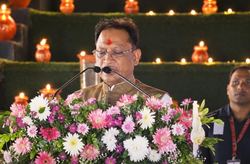LIVE: ‘Aashirwad Ka Diya’ Lights Up Raipur as CM Sai Links Celebration with Service and Public Participation