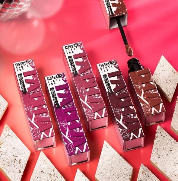 Maybelline New York Brings the Festive Shine with Kiara&hellip;