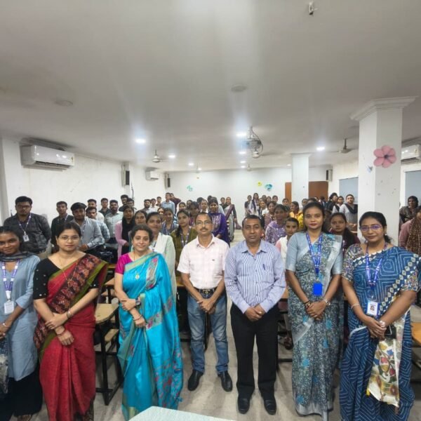 Pragati College Hosts Motivational Programme on Community Service