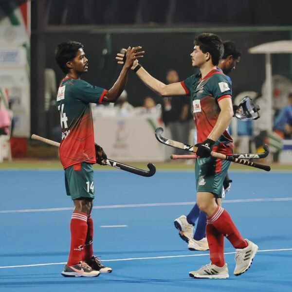 Shahrukh and Ashish Purti Power Sanskardhani Strikers to First Win, Beat Capital Royals 4–2