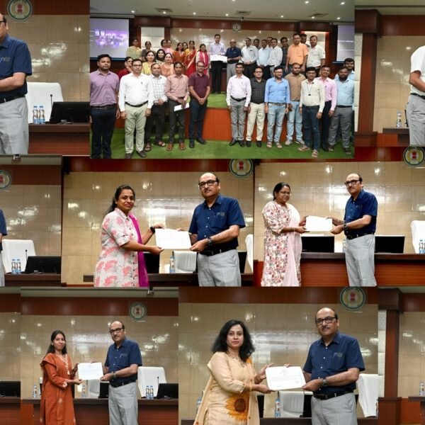 Chhattisgarh Chief Secretary Vikas Sheel Honours Officials for E-Office…