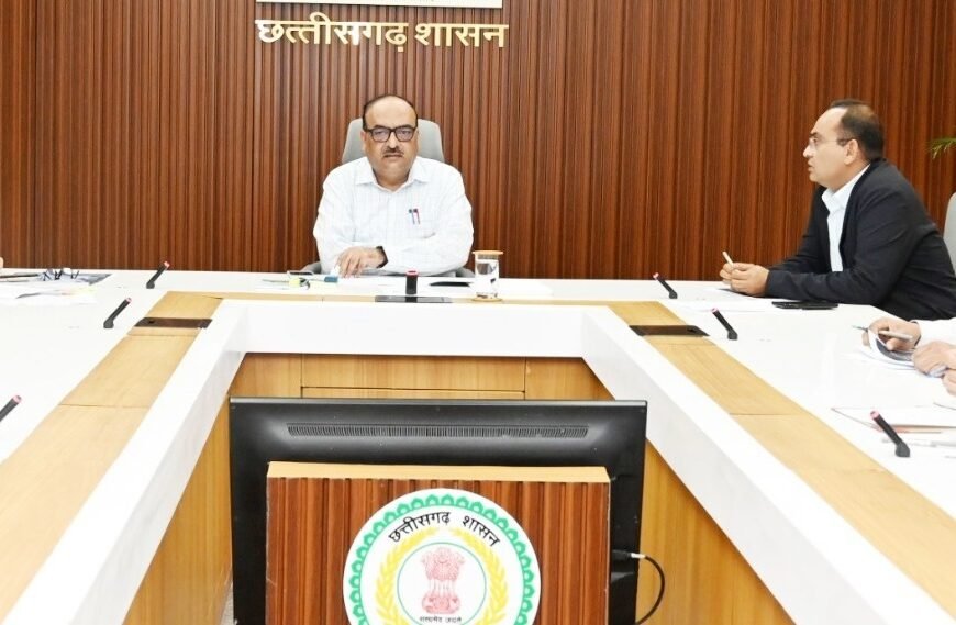 Chief Secretary Reviews Major PPP Infrastructure and Industrial Projects in Chhattisgarh
